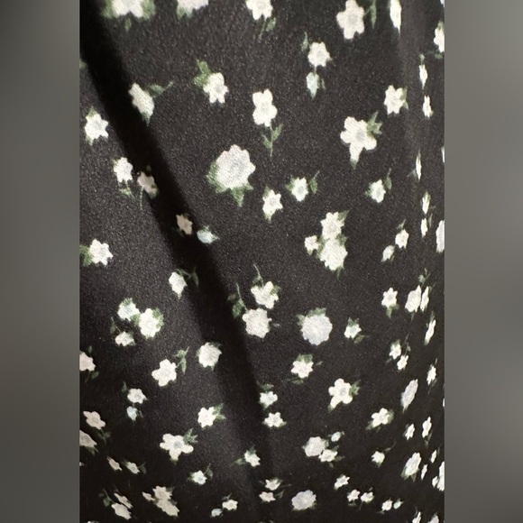 American Eagle floral slip skirt - Picture 3 of 5